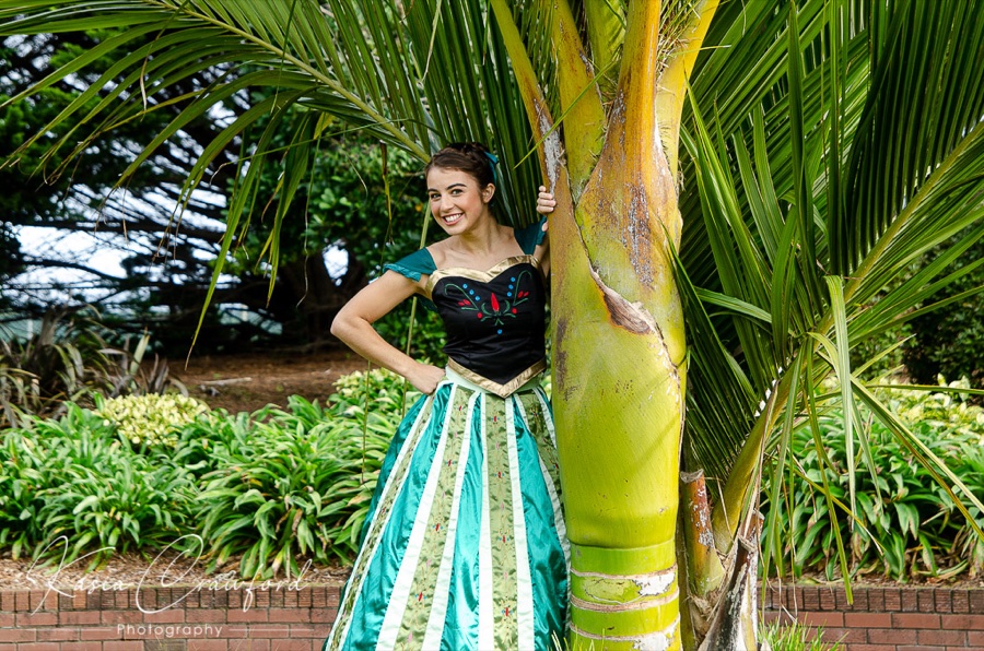 Anna-inspired ice-kingdom princess entertainer for children's birthdays